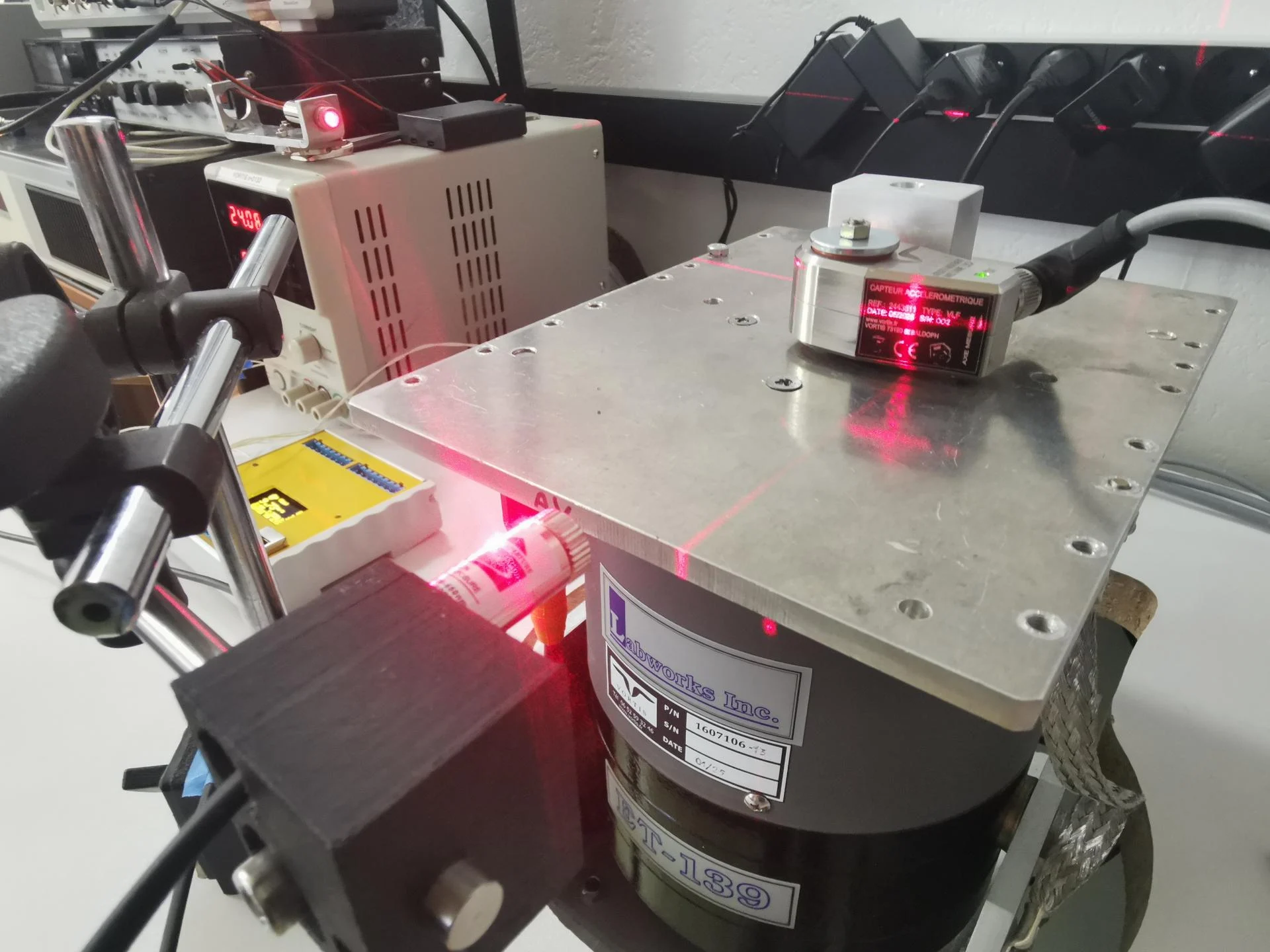 Banc vibratoire vortis